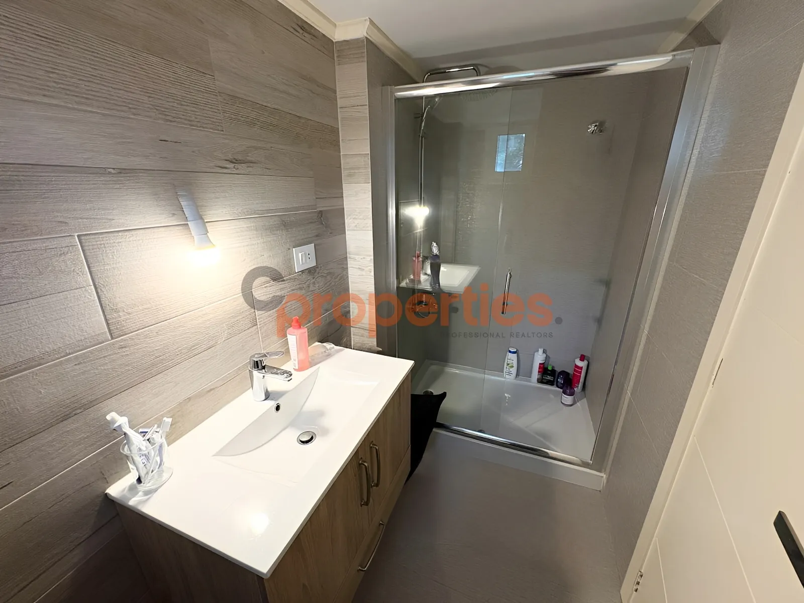 Villa for Sale in Chabtine