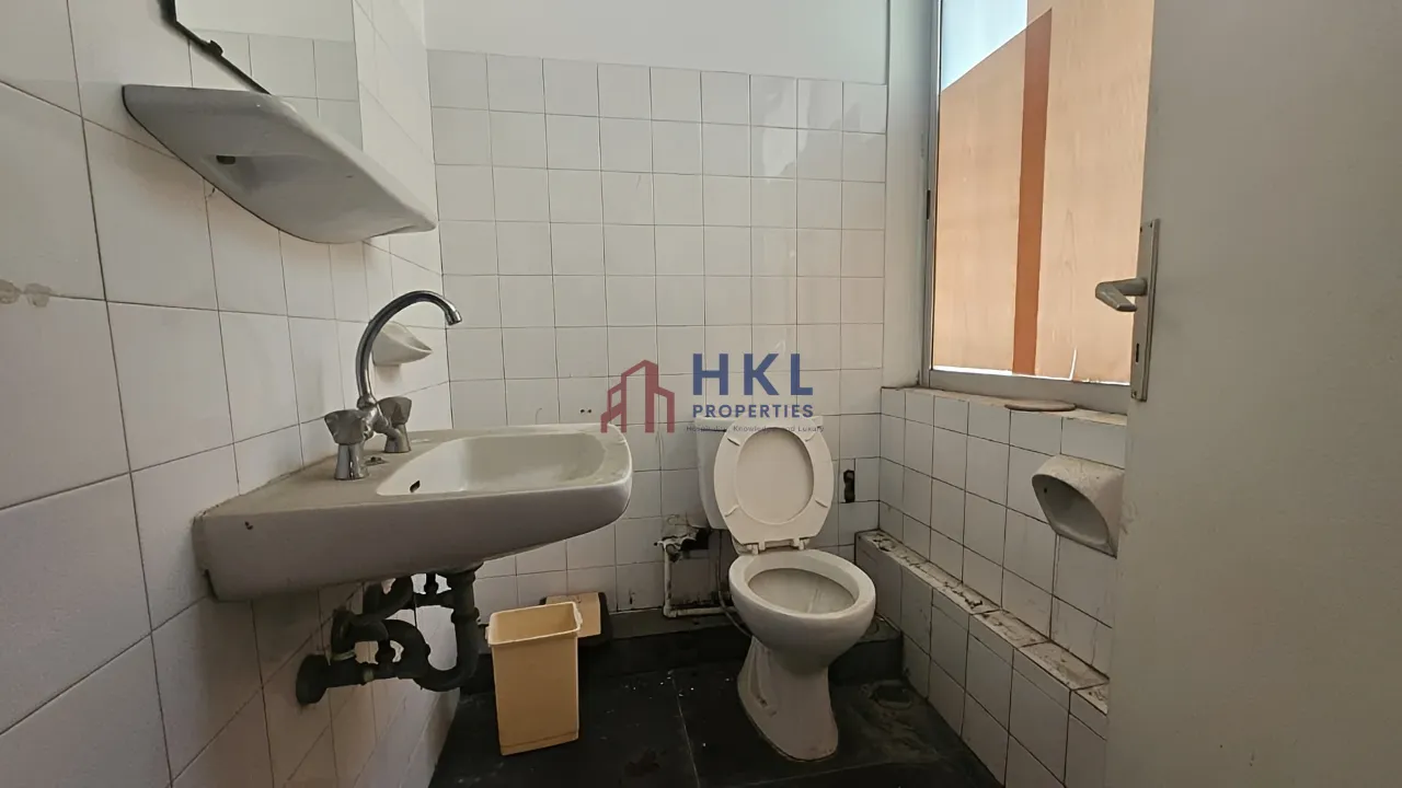 Office for rent in Clemenceau, Bayrut, Lebanon