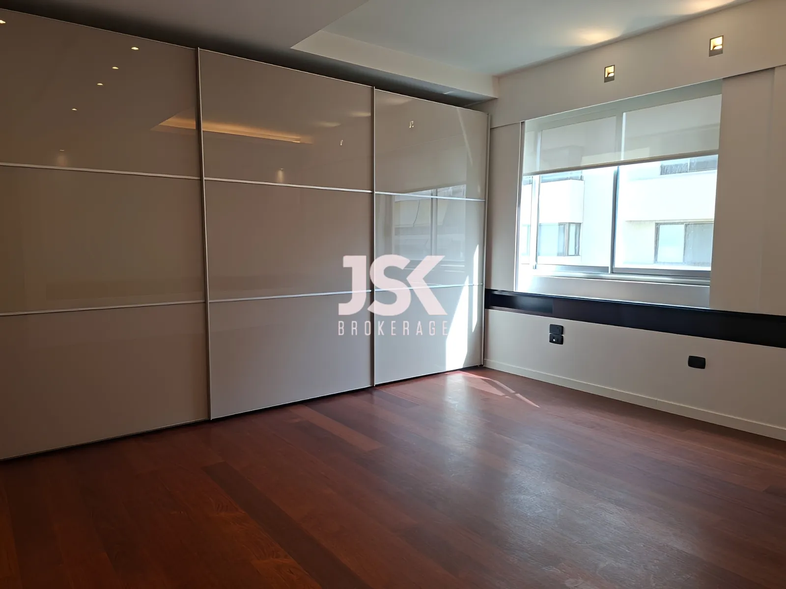 Apartment for Sale in Verdun