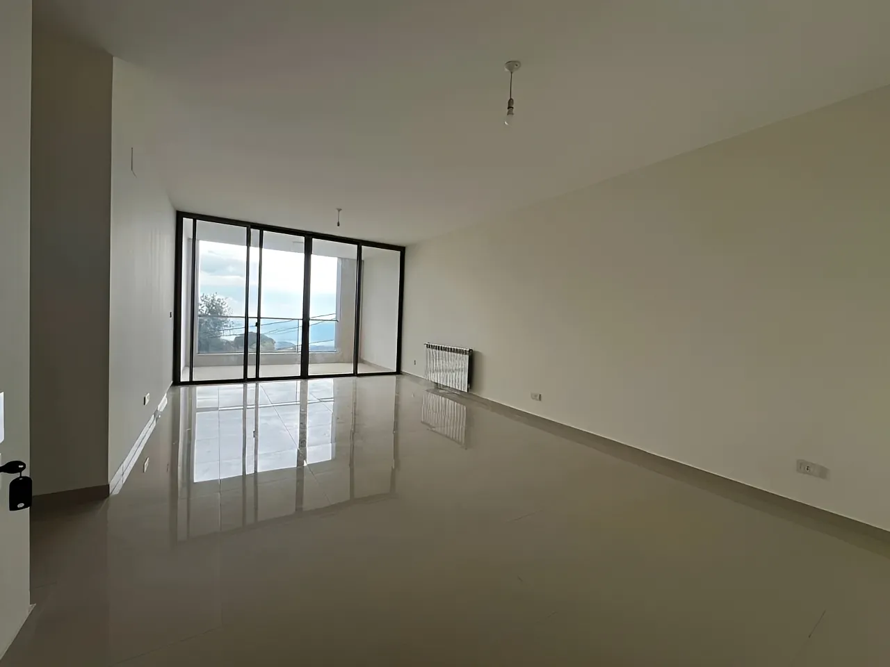 Apartment for Rent in Ballouneh - 3 bed, 3 bath