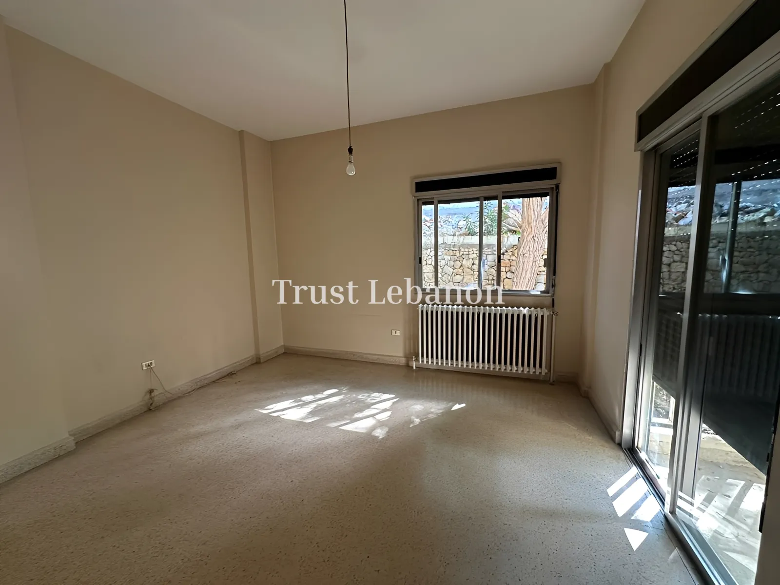 Apartment for sale in Ain Saadeh