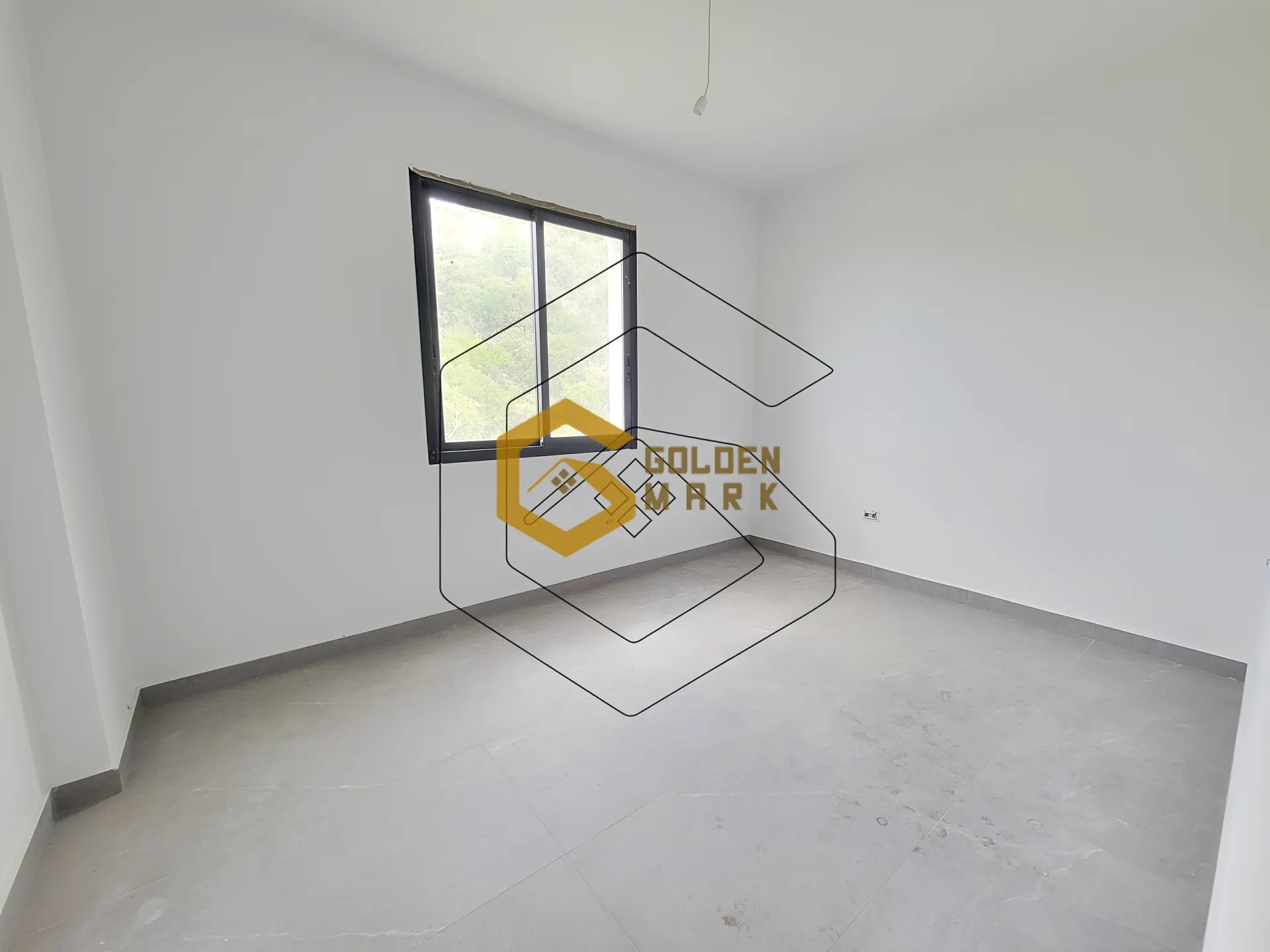 Apartment for Sale in Halat