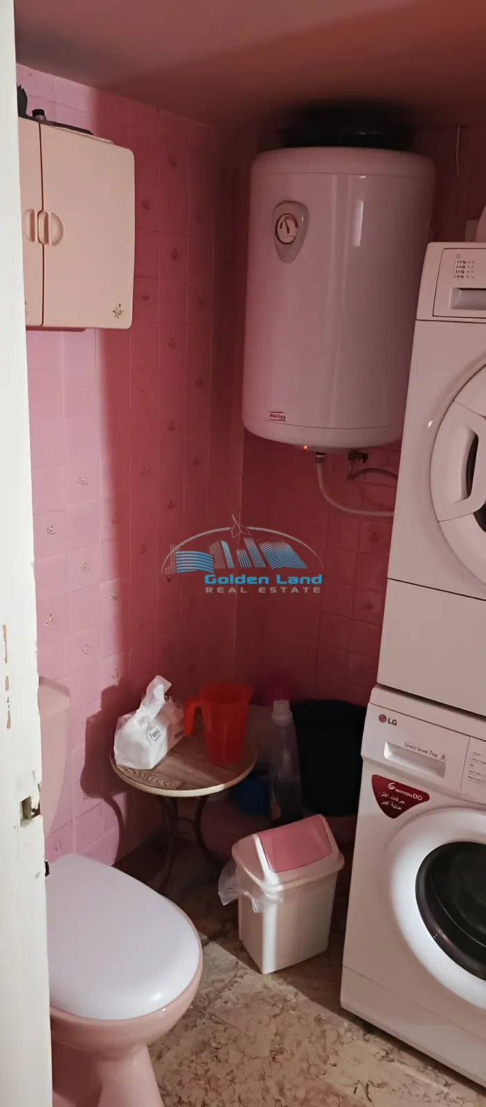 Apartment for Sale in Forn El Chebbak