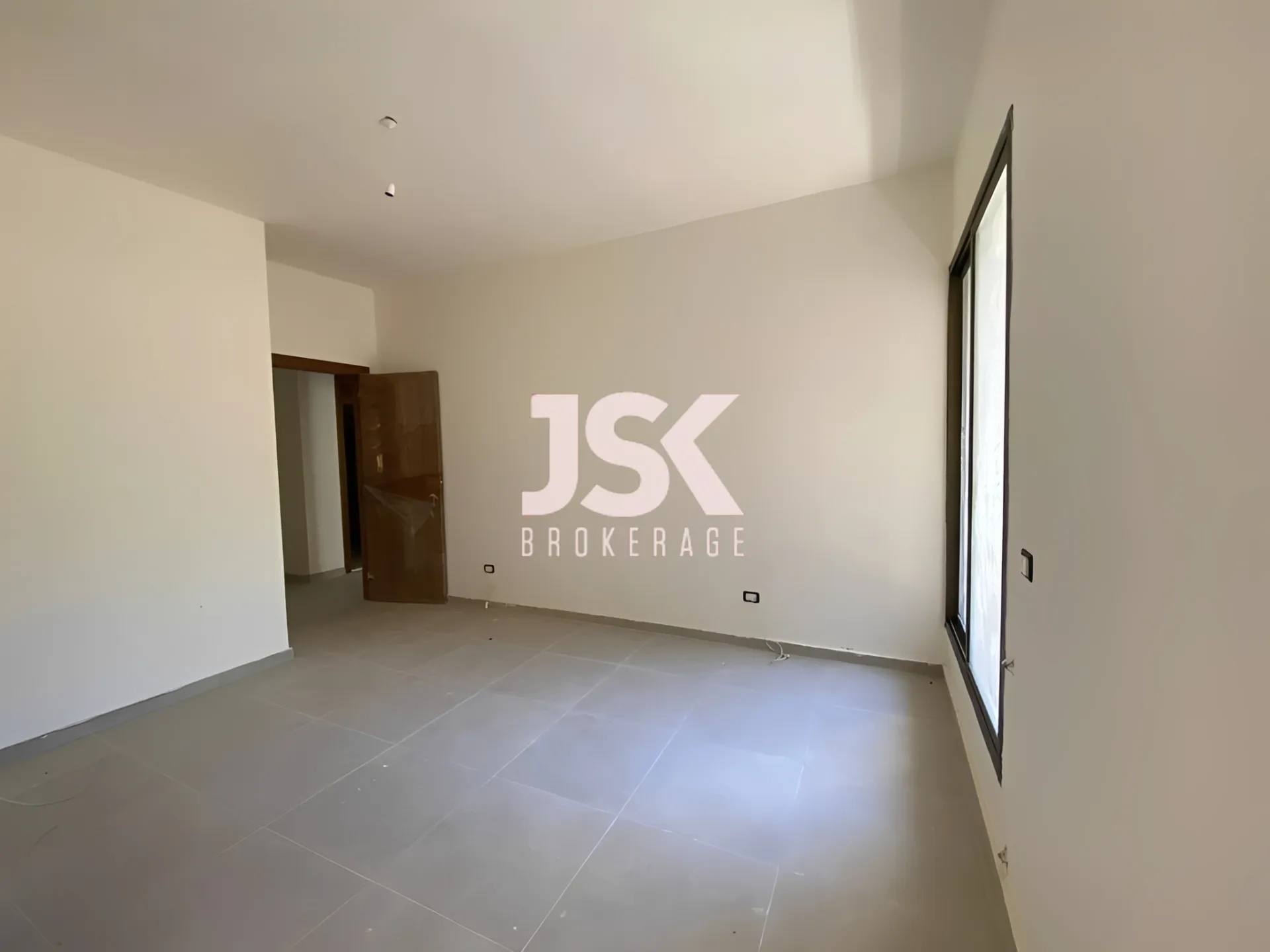 Apartment for Sale in Rabweh, Metn - 3 bed, 3 bath