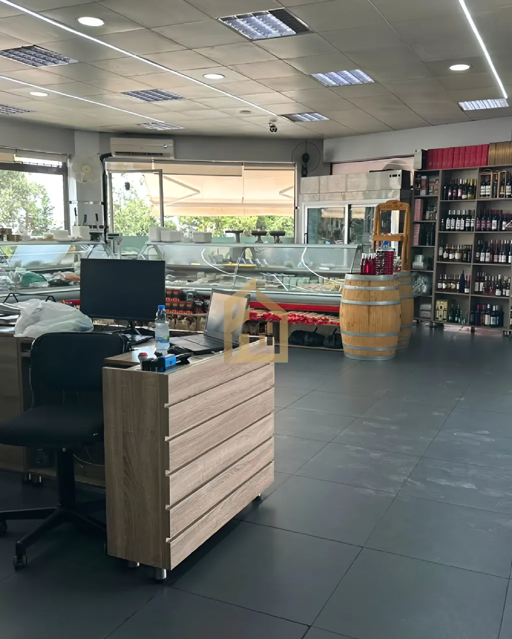 Shop for sale in Ballouneh, Lebanon