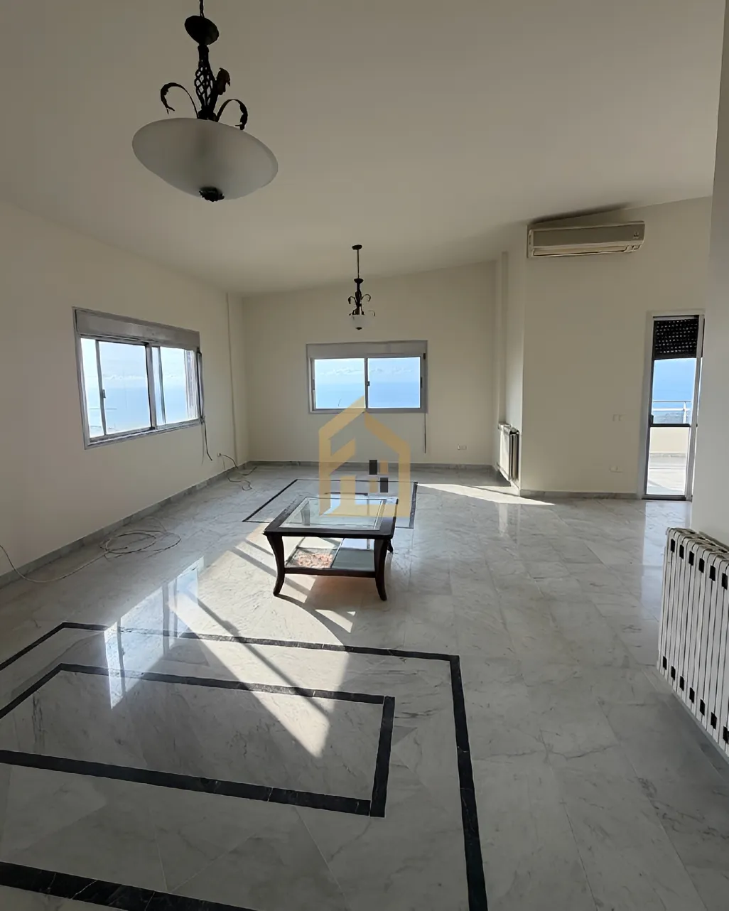 Apartment for rent in Mazraat Yachoua, Lebanon - 3 bed, 3 bath