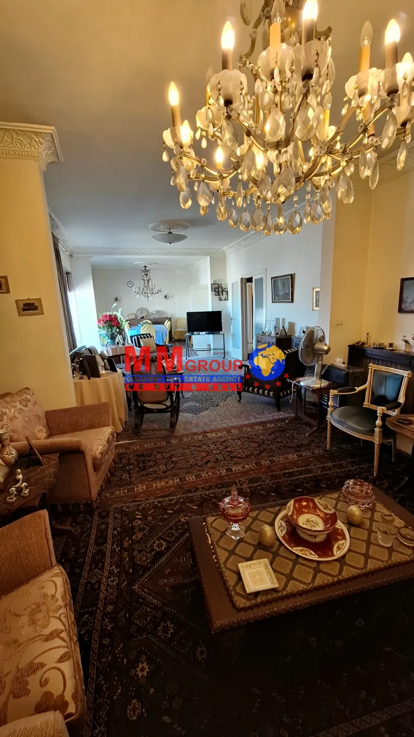 Apartment for sale in Achrafieh, Beirut, Lebanon - 3 bed, 3 bath