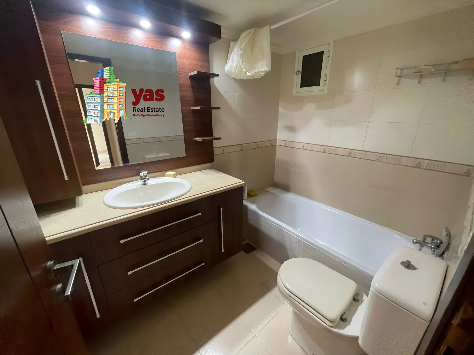 Apartment for Rent in Adonis - 3 bed, 3 bath