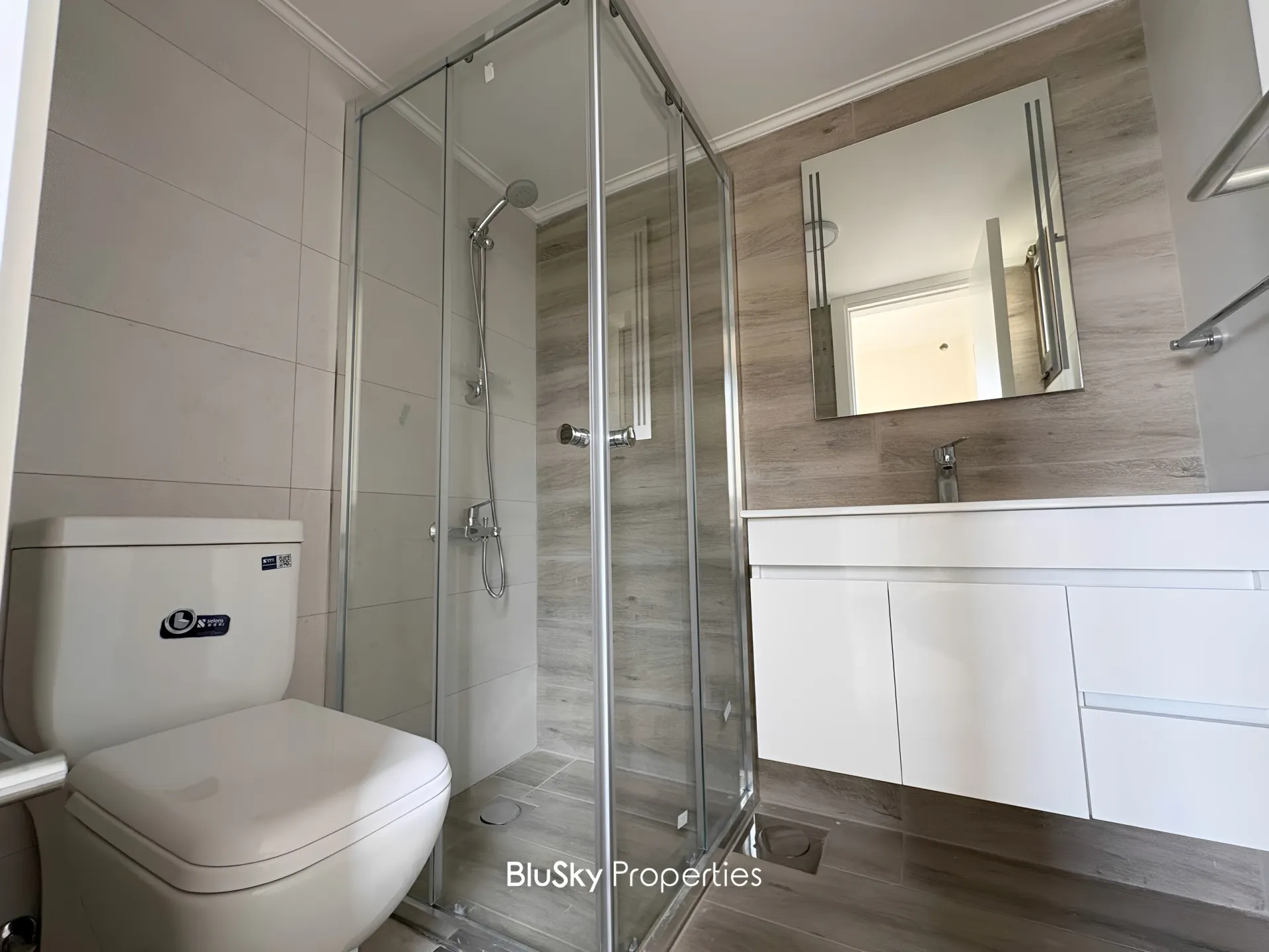 Apartment for sale in Qennabet broummana, lebanon