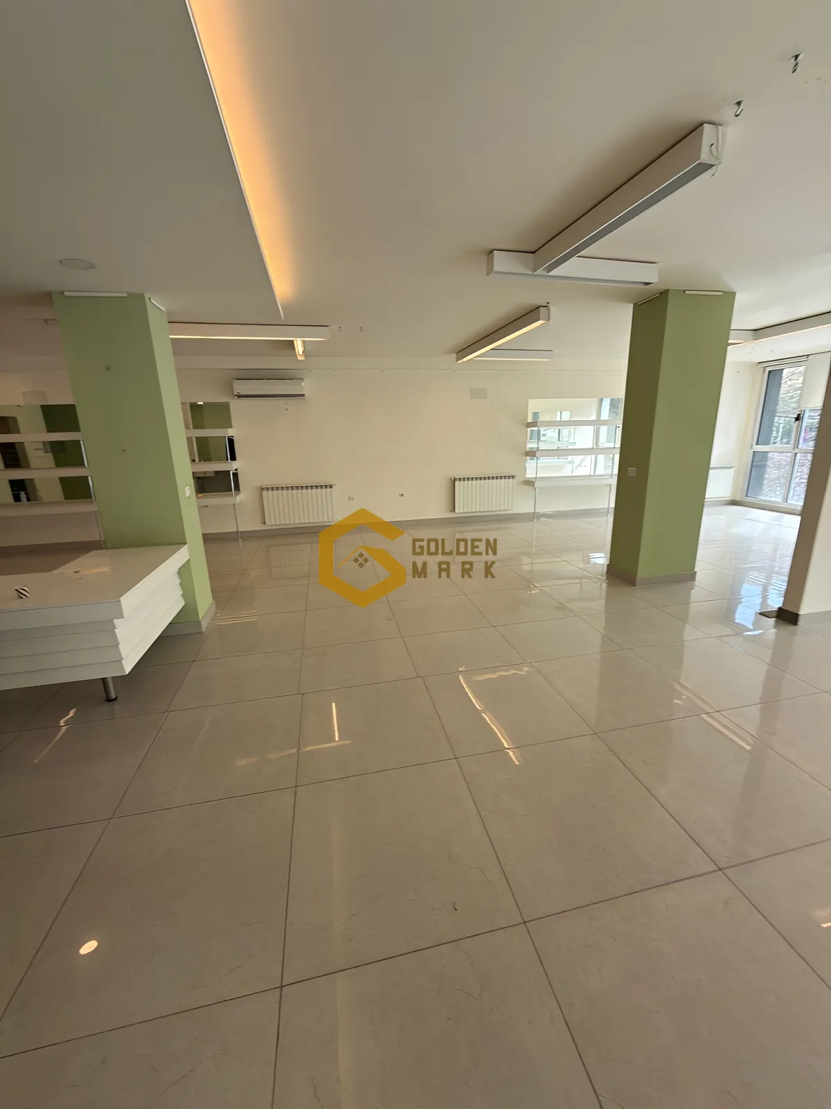 Showroom for rent in Zahle