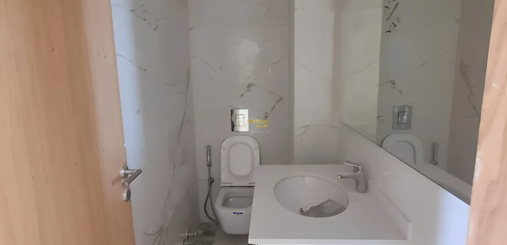 Apartment for Sale in Beirut, Ain El Mraisseh, Lebanon