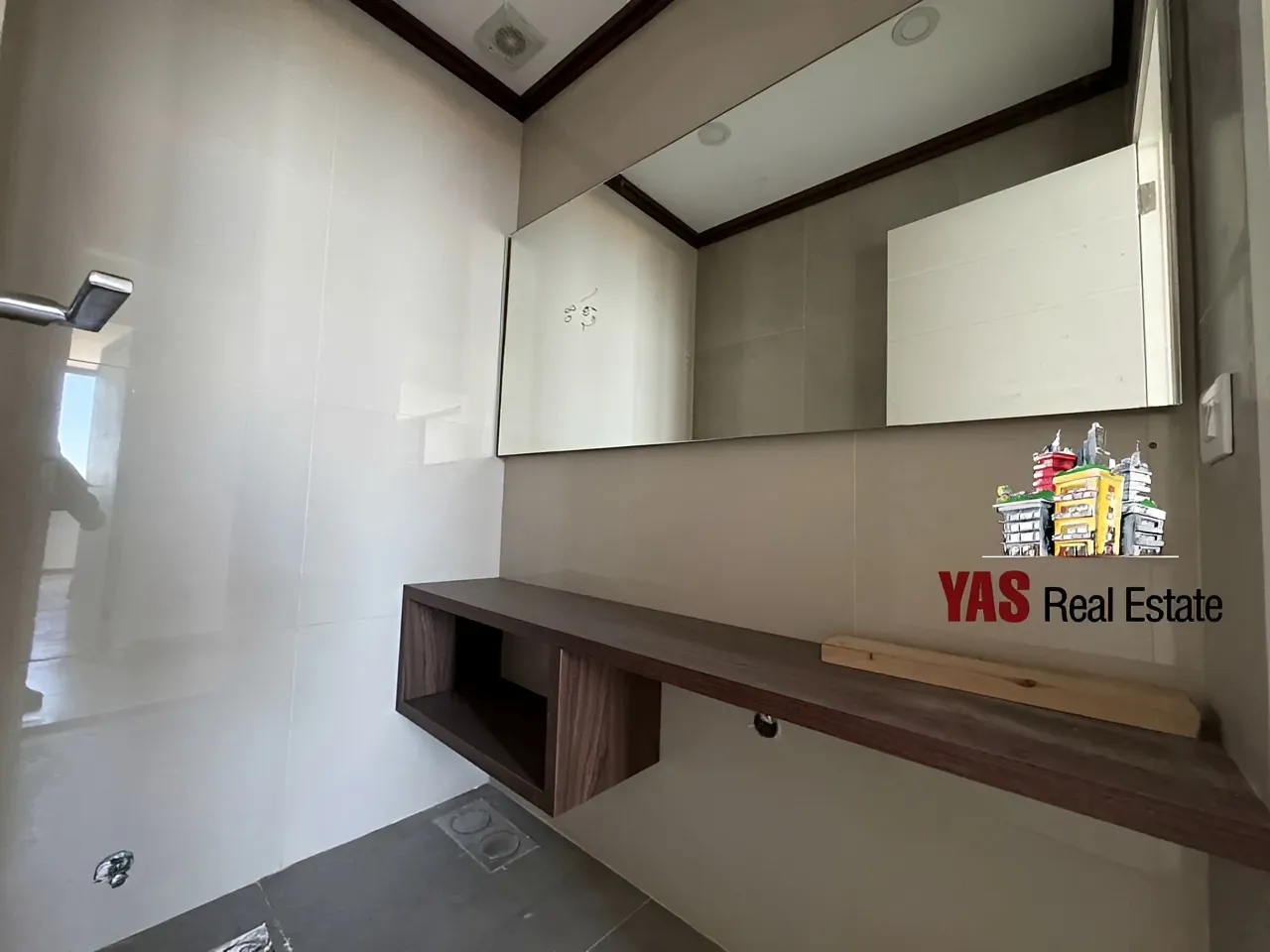 Apartment for Sale in Ballouneh