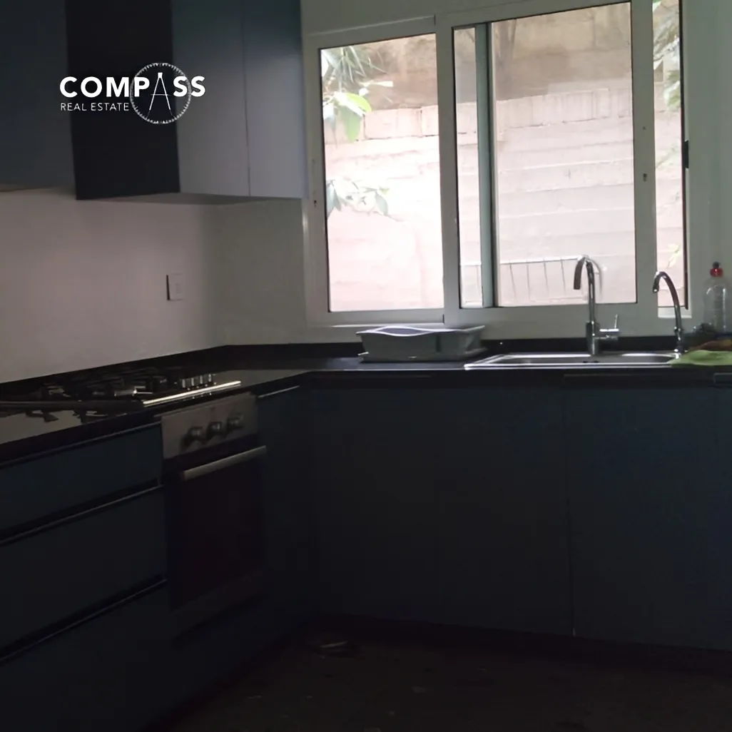 Apartment for rent in Achrafieh, Beirut, Lebanon - 2 bed, 2 bath