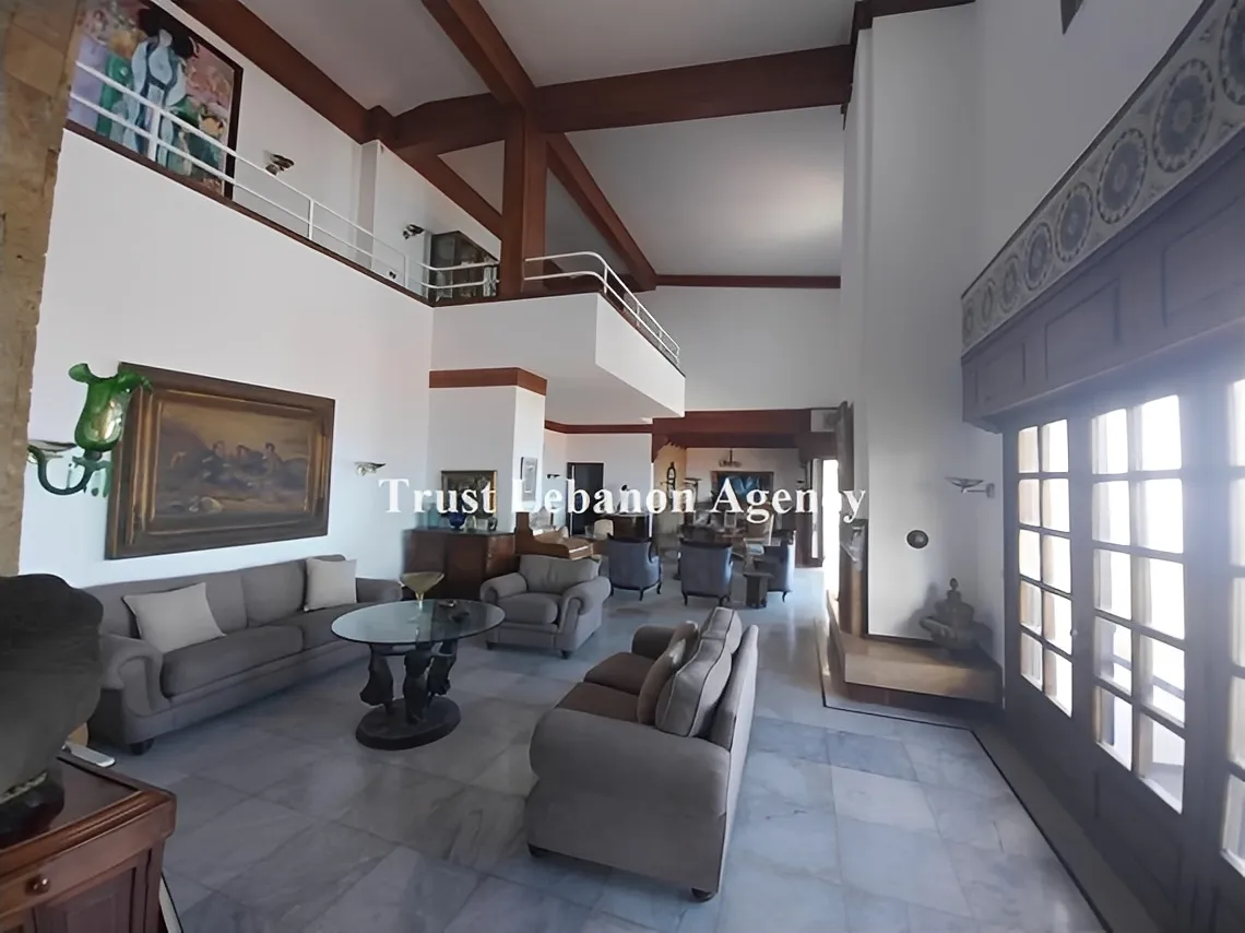 Villa for Sale in Souk Al Ghareb Alay Lebanon