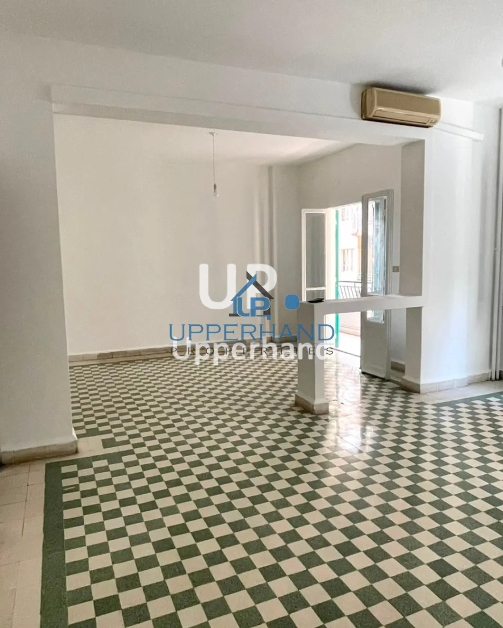 Apartment for rent in Sioufi, Bayrut, Lebanon - 2 bed, 1 bath