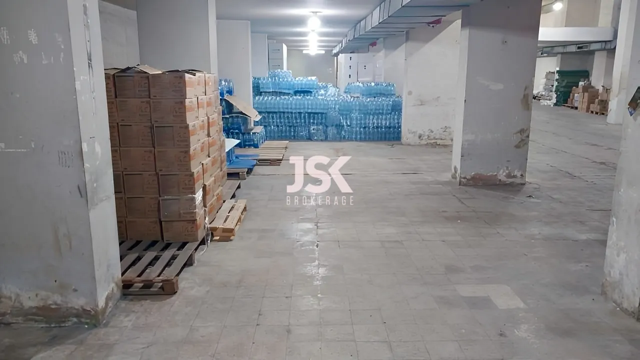 Warehouse for Sale in Achrafieh
