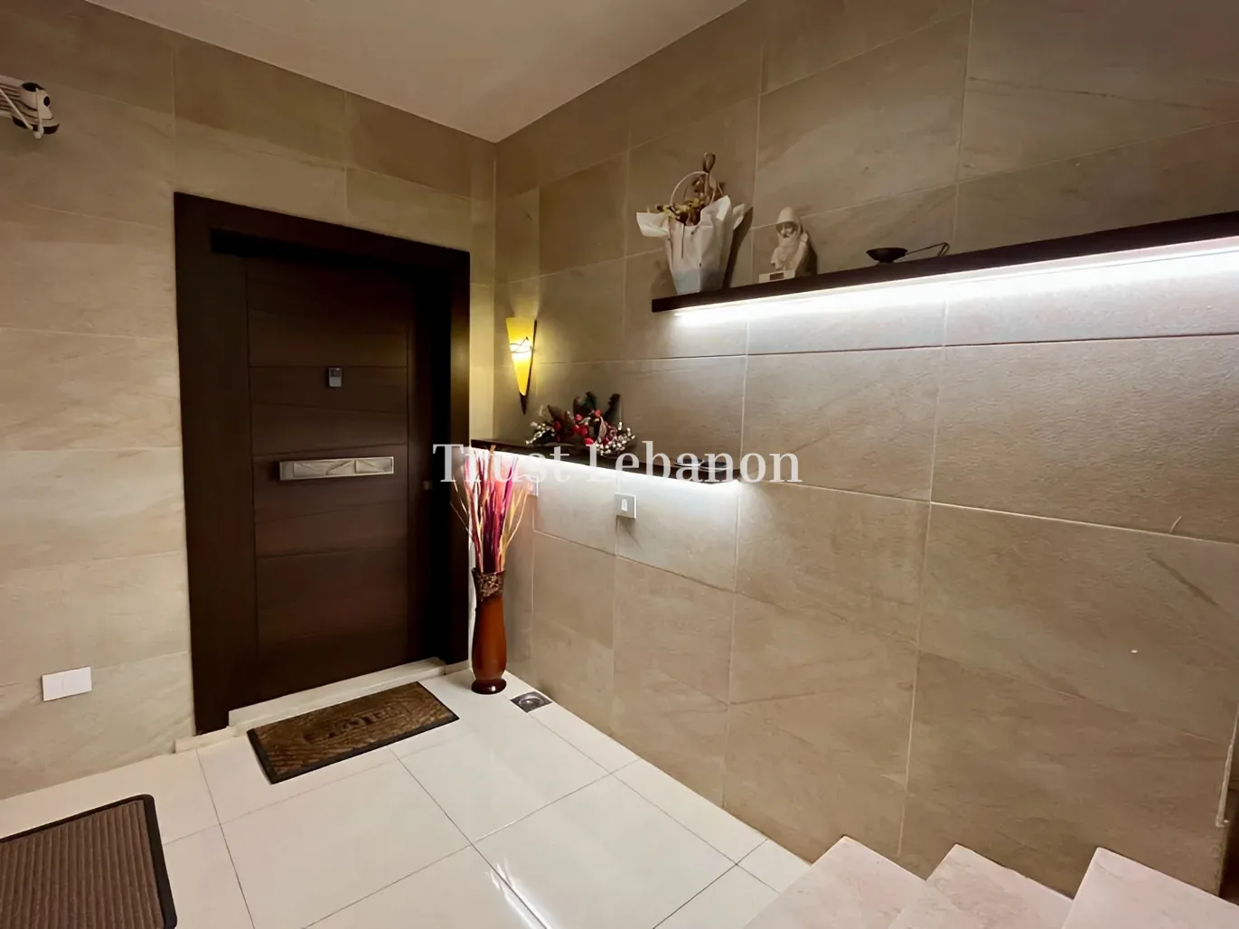 Apartment for rent in Qennabet Broummana, Lebanon - 2 bed, 2 bath