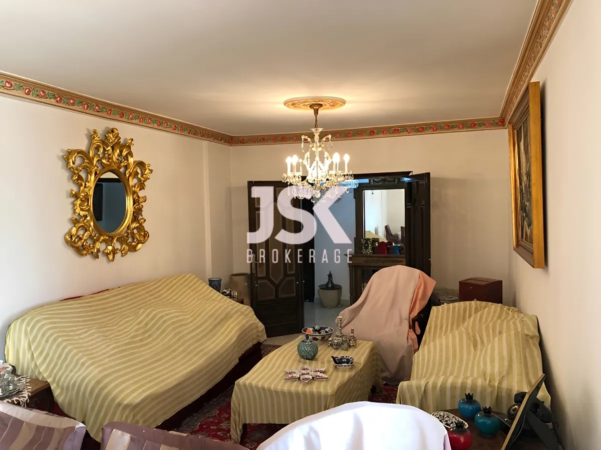 Apartment for Sale inZokak el Blat, Beirut