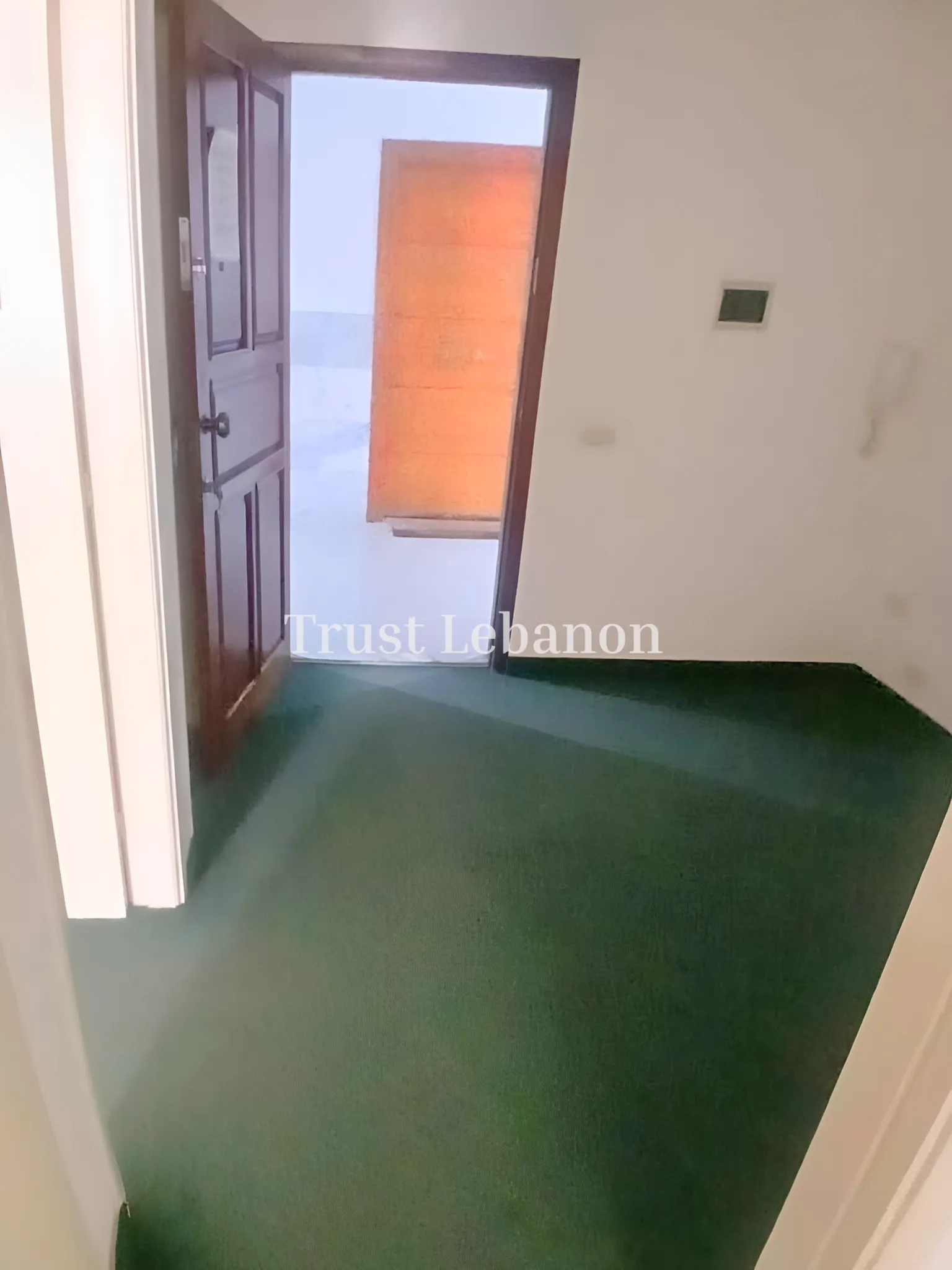 Office for rent in Jdeideh
