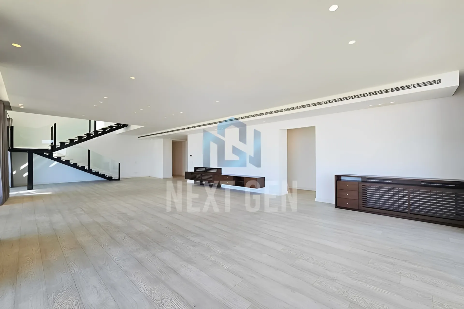 Duplex for sale in Achrafieh, Beirut, Lebanon - 3 bed, 5 bath