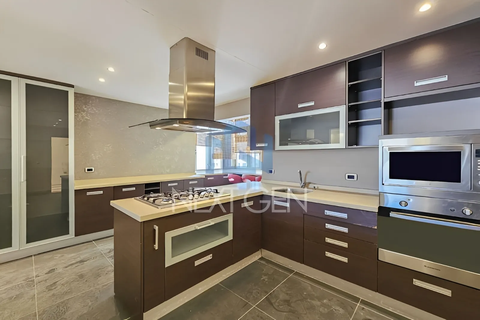 Apartment for Sale in Ramlet El Baida