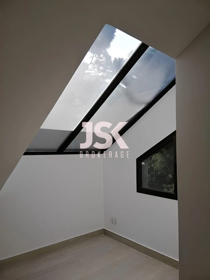 Duplex for Sale in Mansourieh, Lebanon - 3 bed, 5 bath