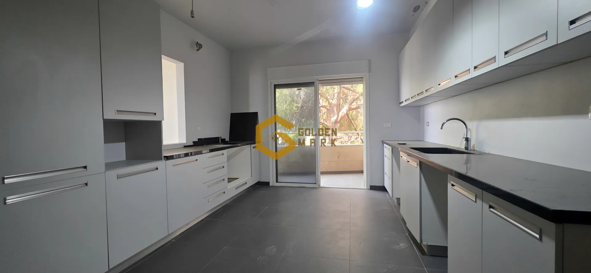 Apartment for Sale in Hbous - 4 bed, 5 bath