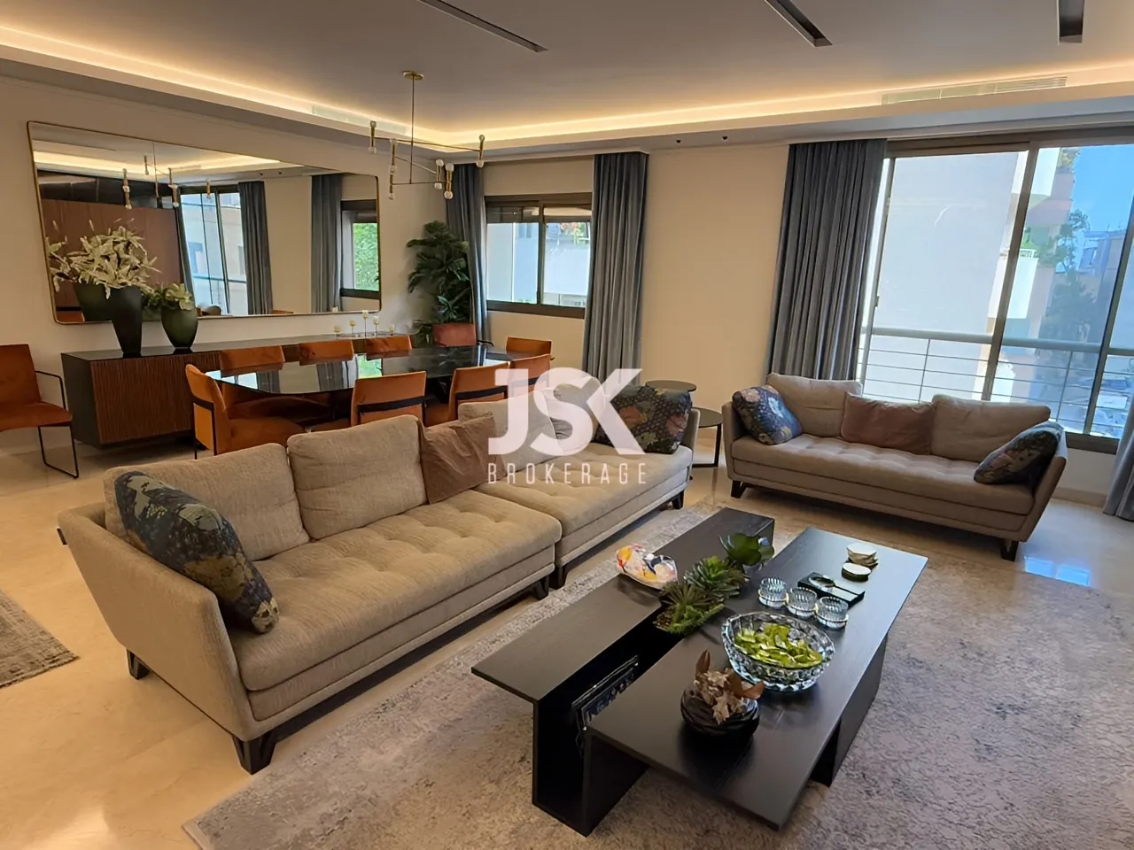Apartment for Sale in Ras - 3 bed, 4 bath