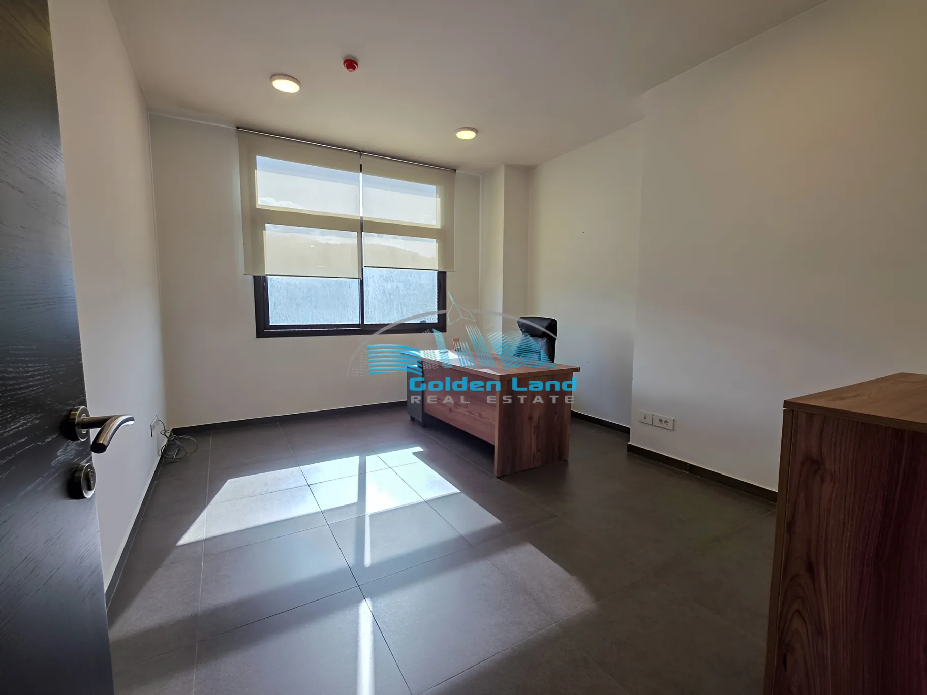Office for rent in Baouchriyeh, Lebanon