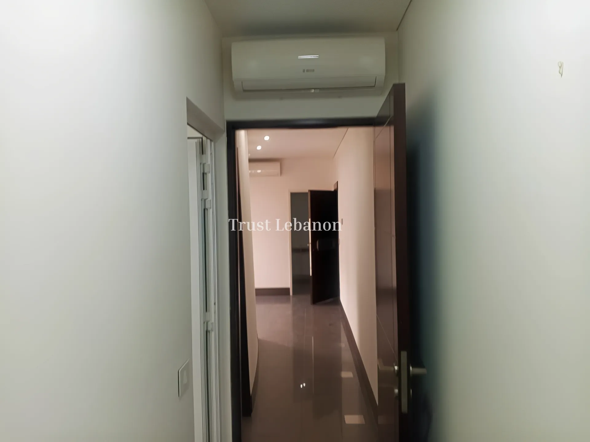 Office for Rent in Daoura, Lebanon