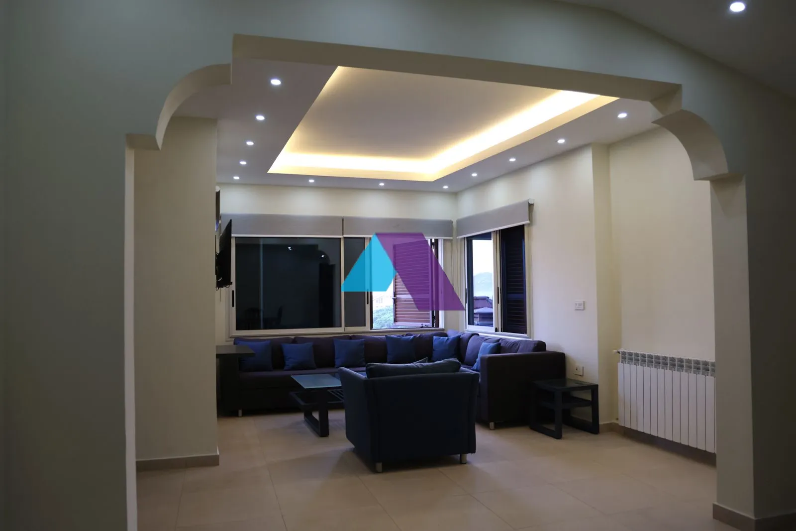 Building for rent in Beit Meri