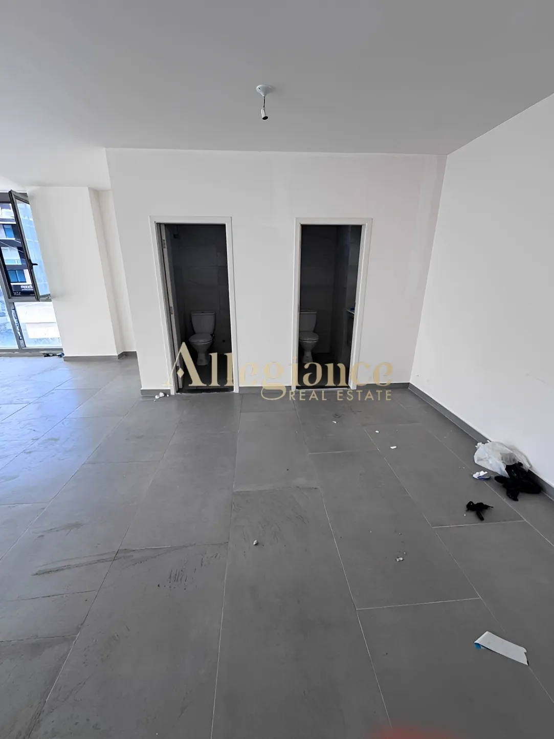 Office for rent in Zalqa