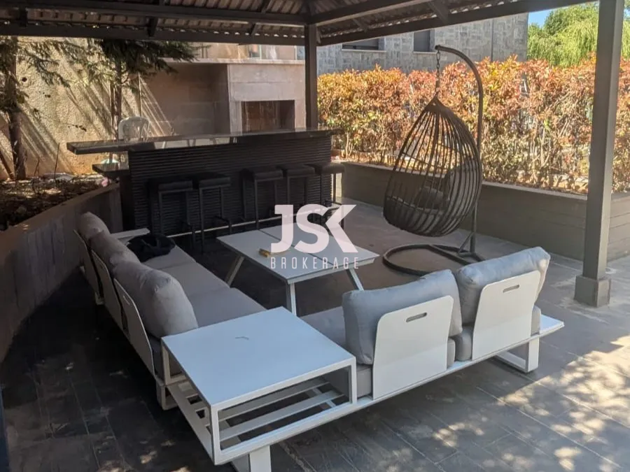Chalet for Sale in Kfardebian