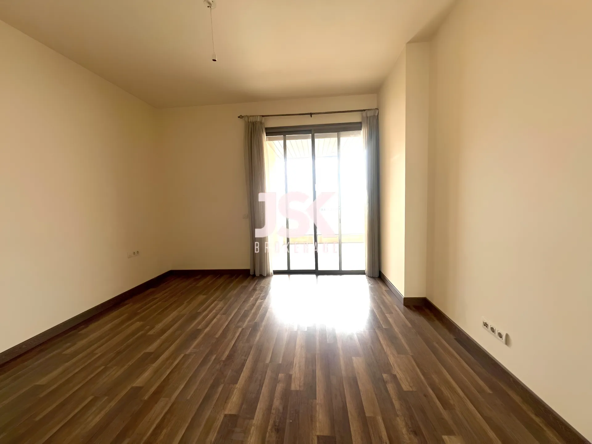 Apartment for Rent in Sioufi