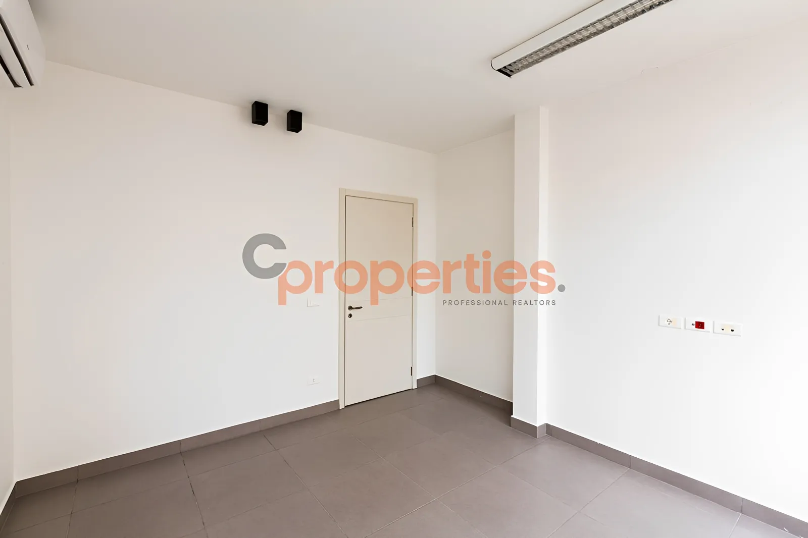 Office for rent in Hamra, Beirut, Lebanon