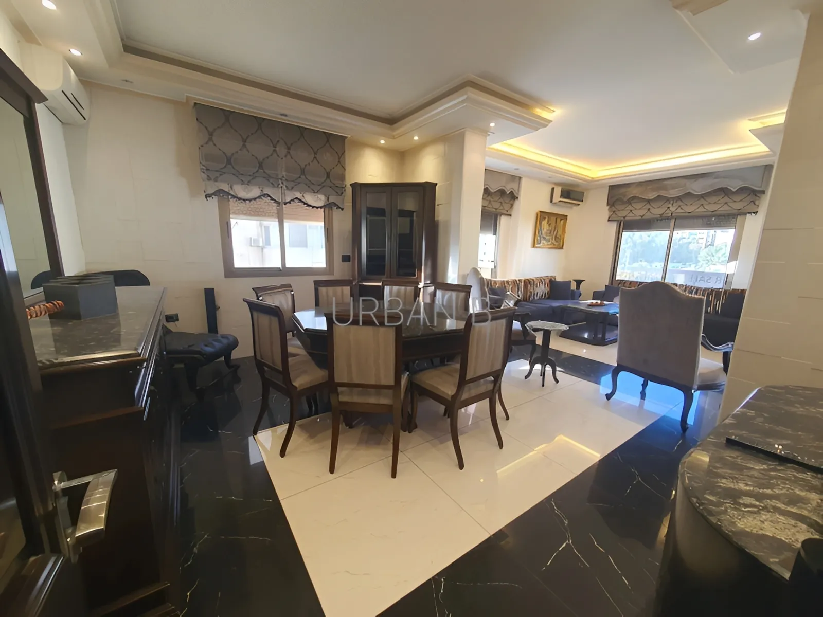 Apartment for Sale in Ramlet El Baida, Bayrut, Lebanon