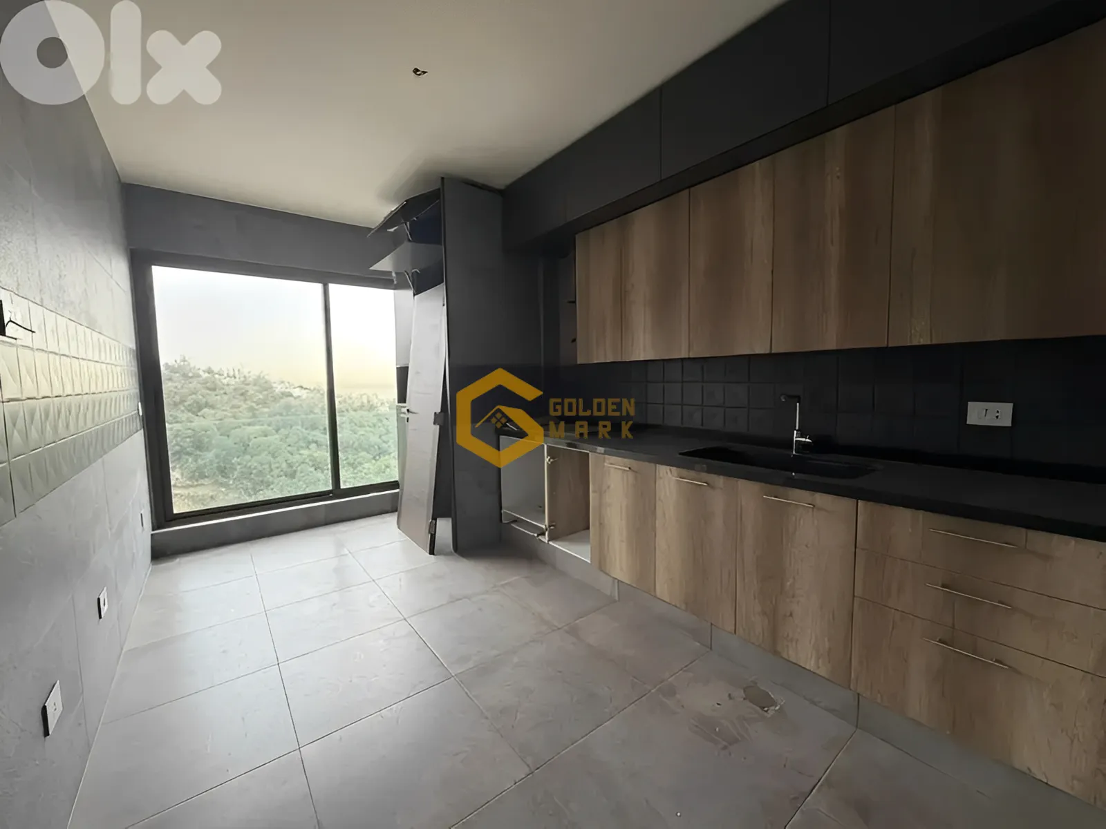 Apartment for Sale in Blat - 3 bed, 3 bath