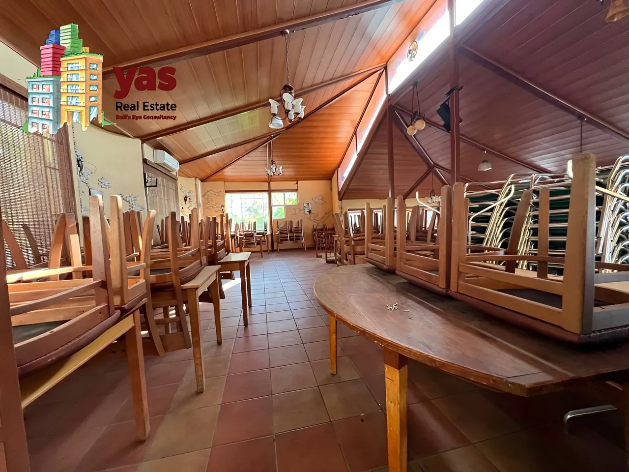 Restaurant for rent in Haret Sakhr