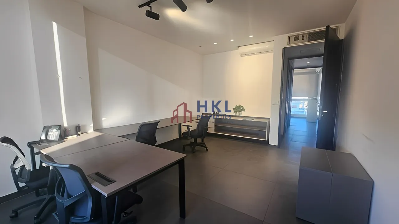 Office for Sale in Sanayeh, Beirut, Lebanon