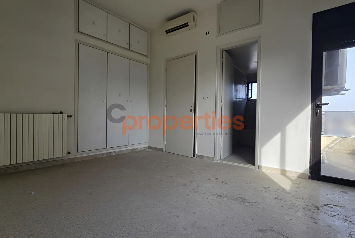 Apartment for Sale in Forn El Chebbak