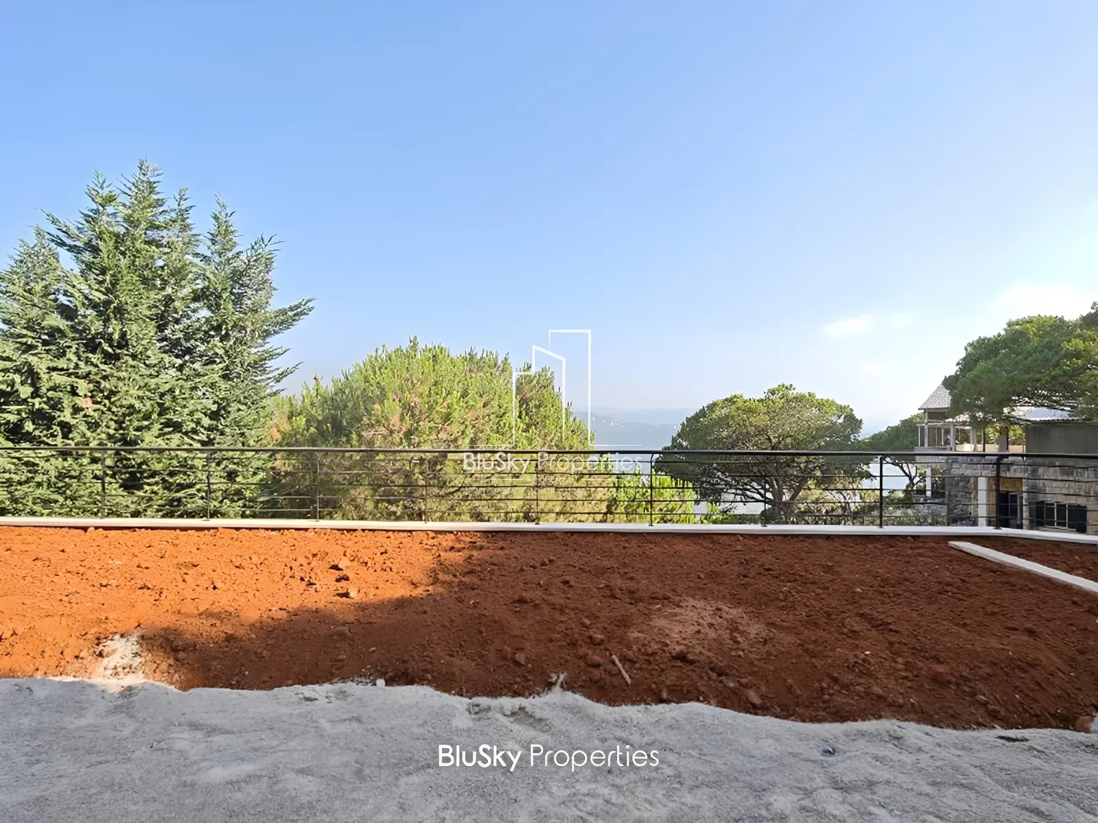 Apartment for Sale in Mar Chaaya