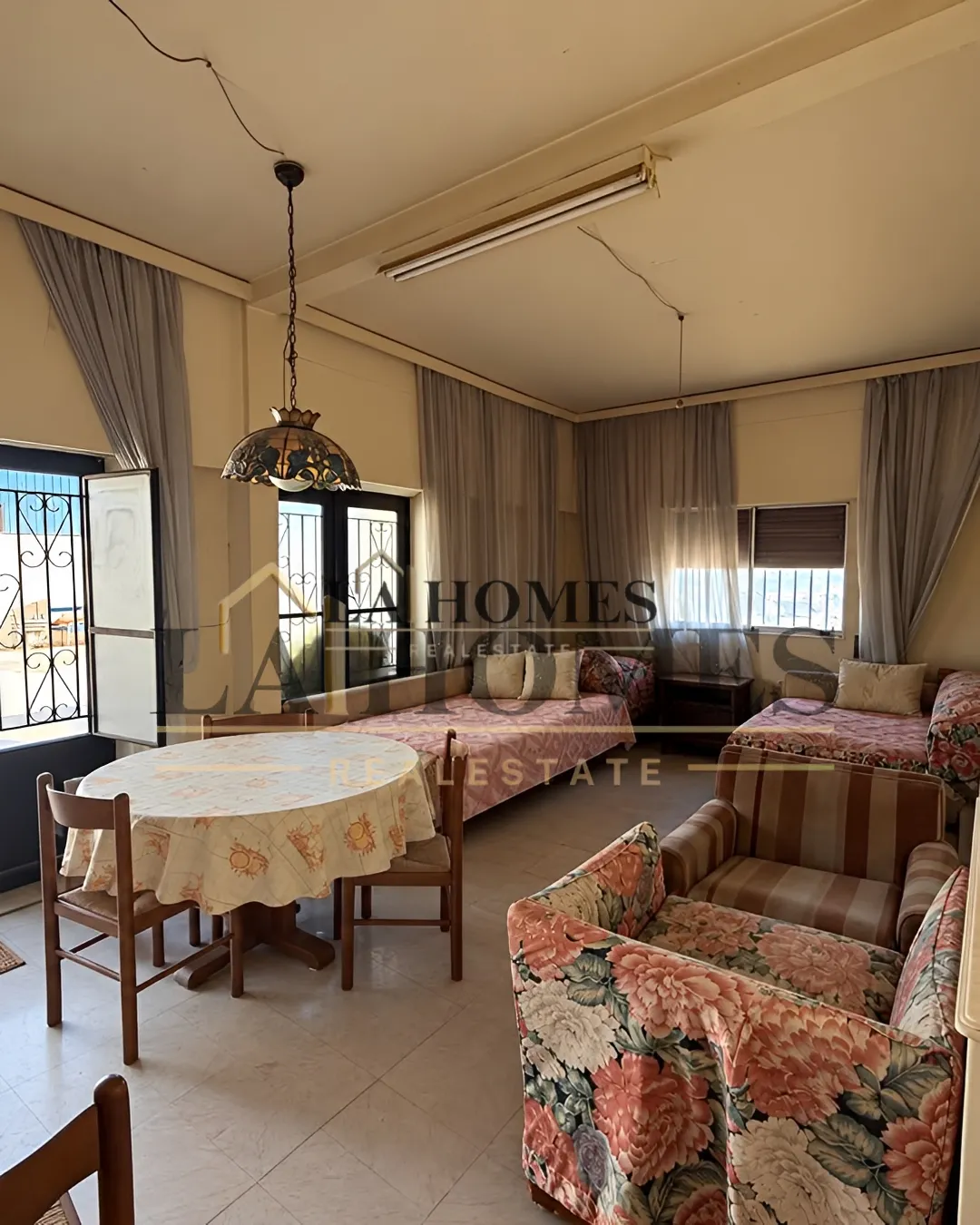 Apartment for sale in Sioufi