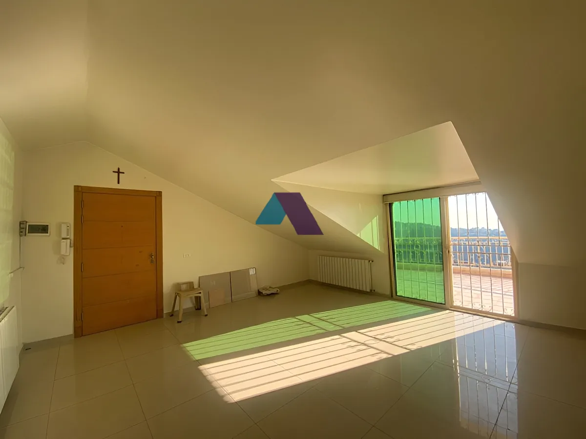 Apartment for Sale in Mansourieh - 4 bed, 5 bath
