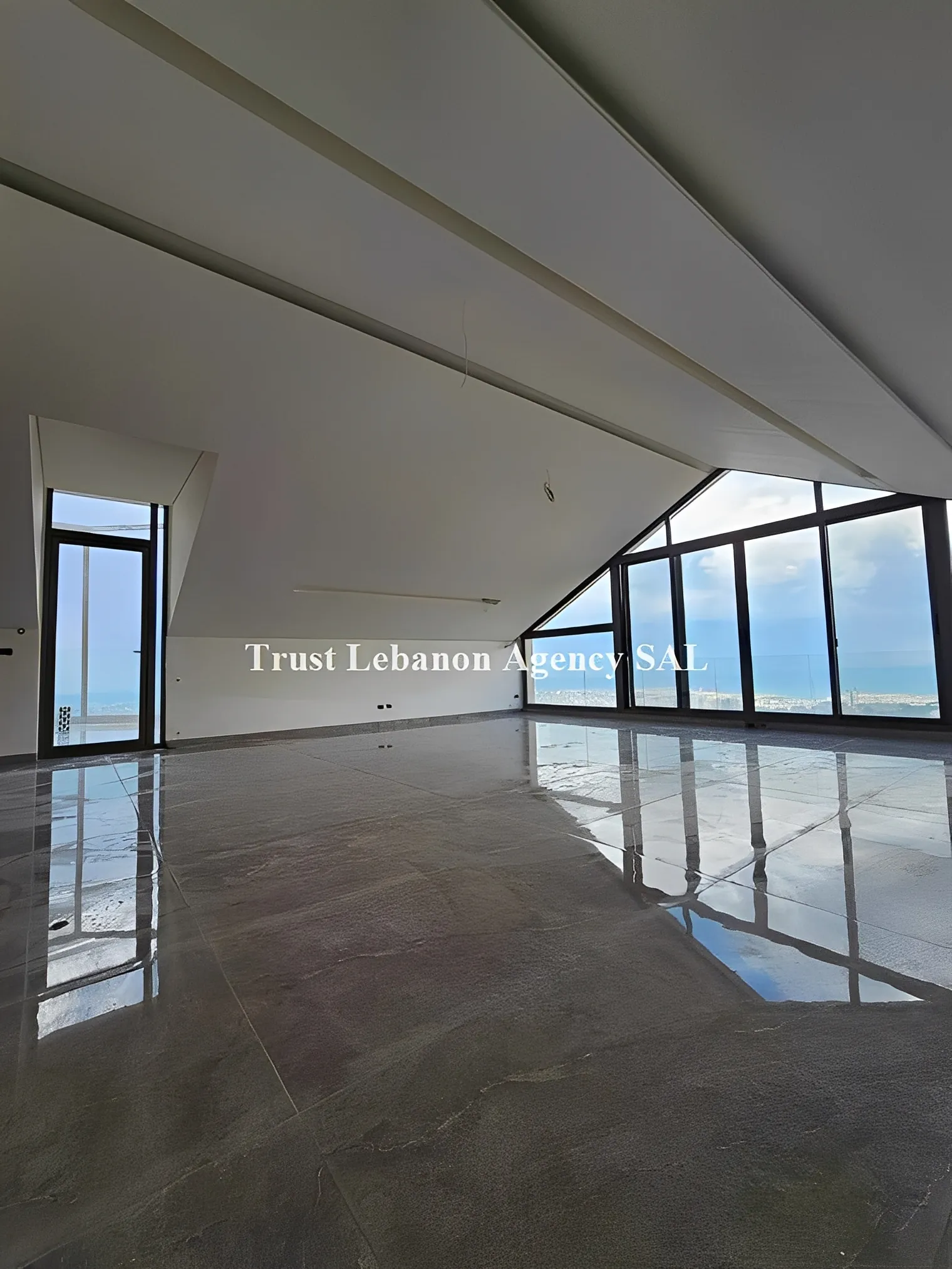 Duplex for Sale in Metn Mansourieh Lebanon