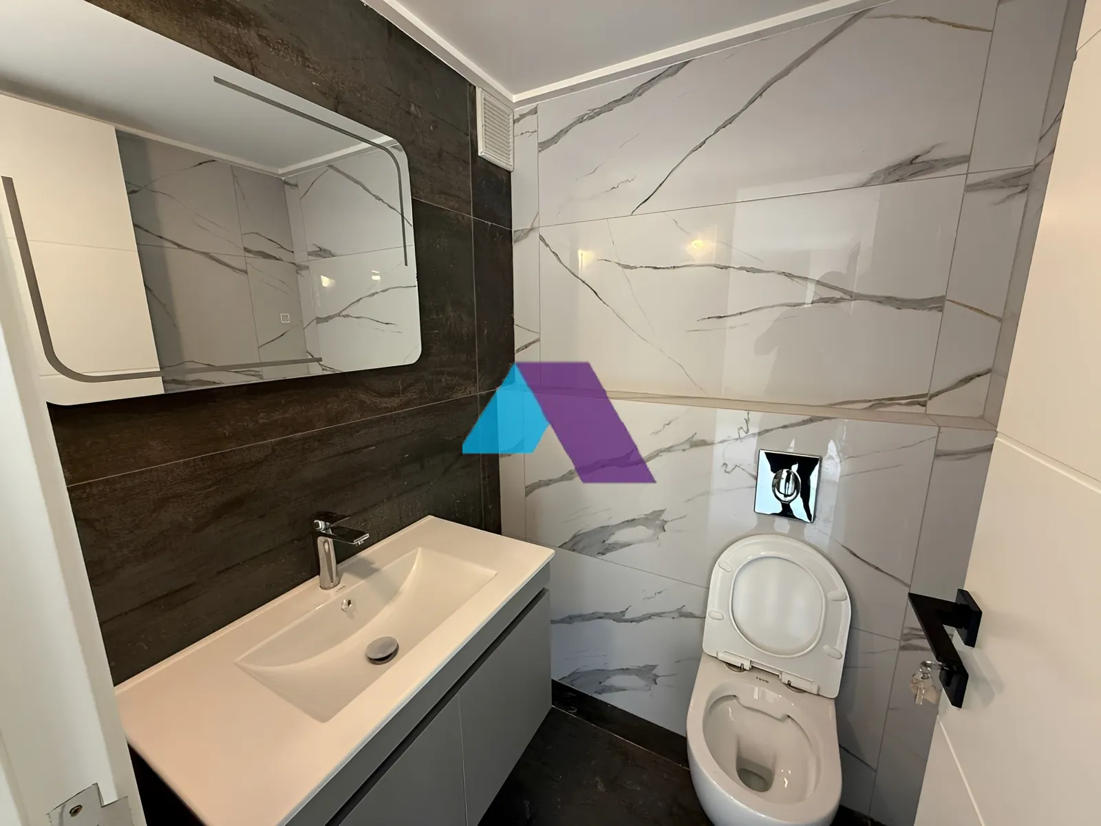 Apartment for Sale in Aachqout