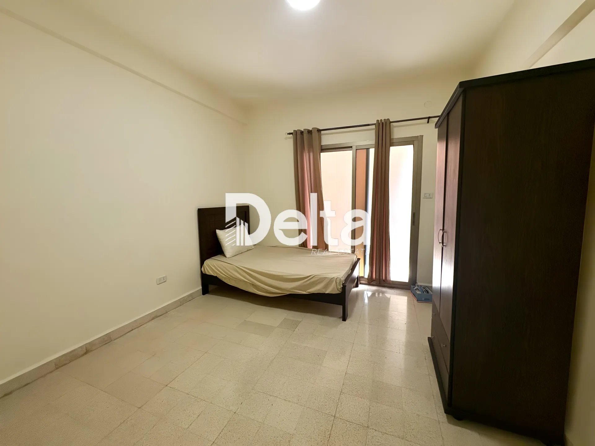 Apartment for rent in Ras Al Naba'a