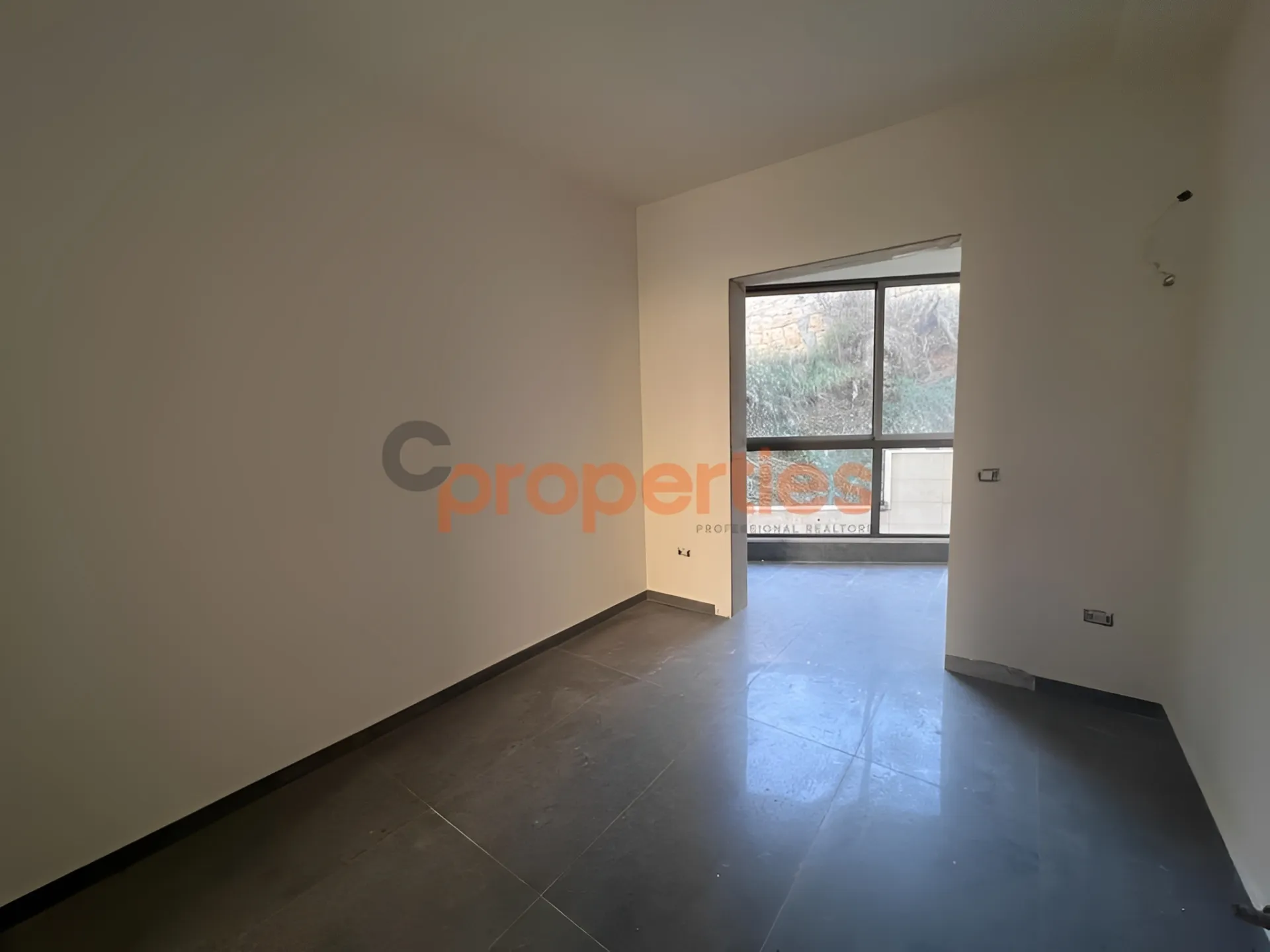 Apartment for Sale in Mar Roukoz