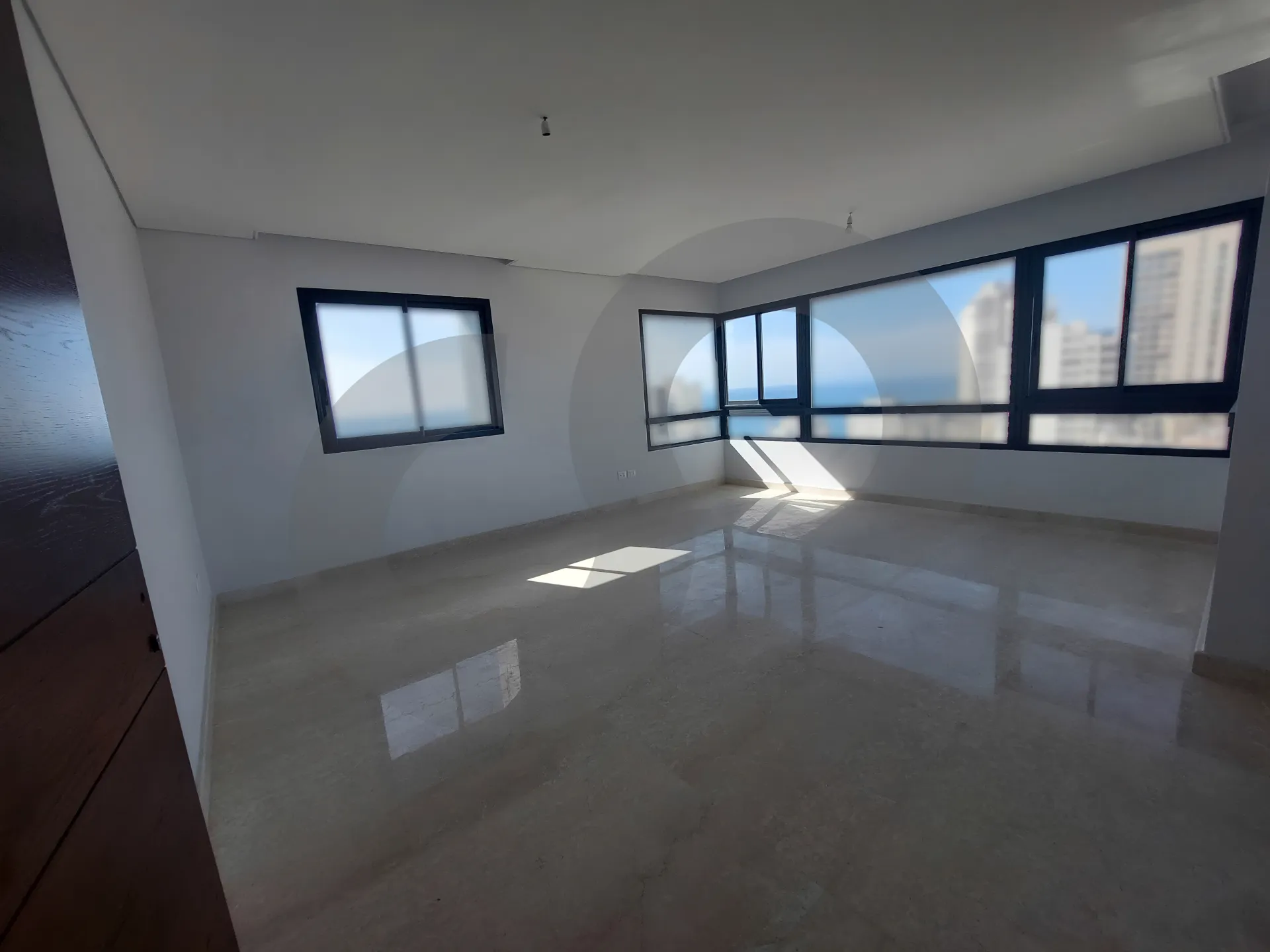 Apartment for Sale in Ras
