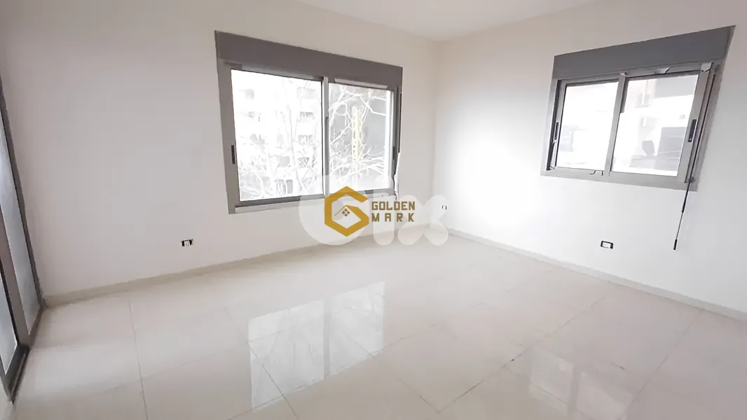 Apartment for Sale in Haret Sakher