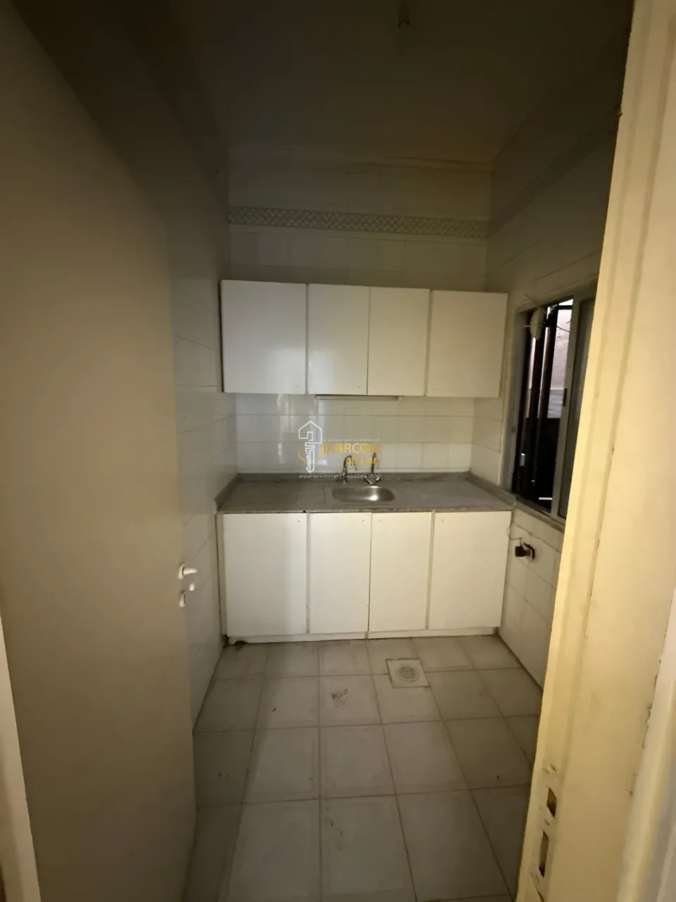 Showroom for sale in Mansourieh, Lebanon